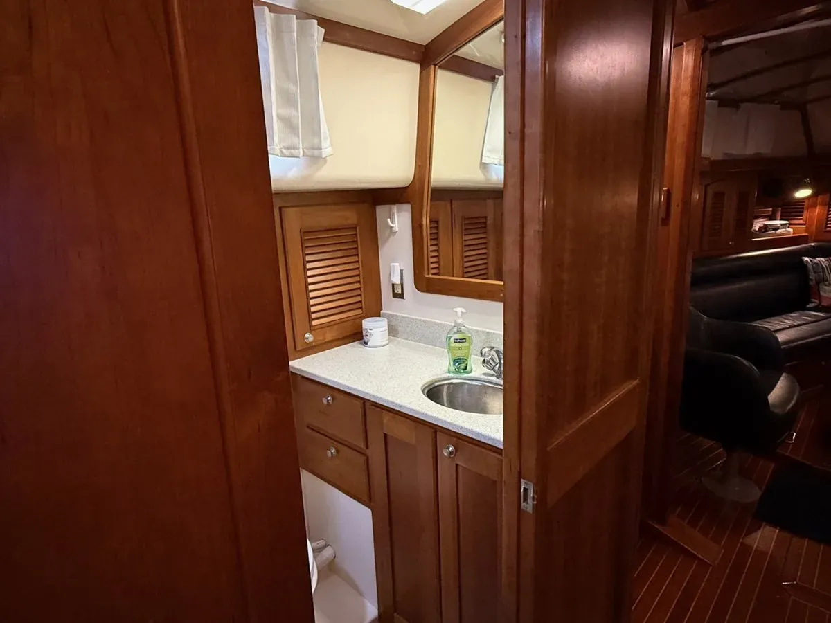 Buy a yacht Calypso