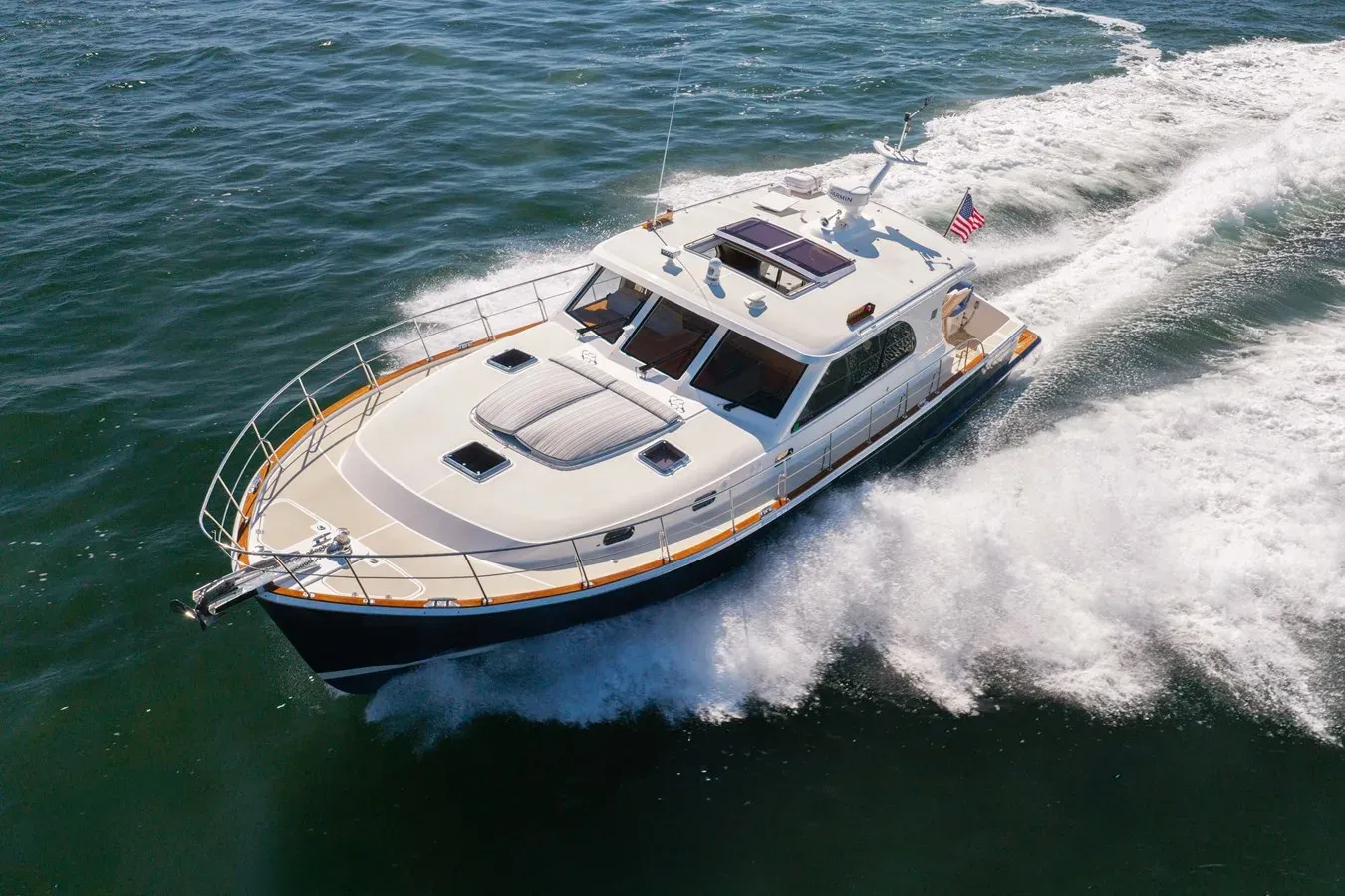 ITHAKI - GRAND BANKS MARINE