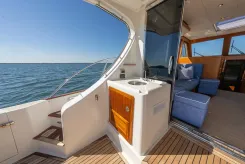 the best price on ITHAKI 2014