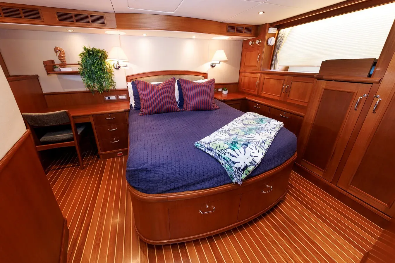 Купить яхту FeuryUs 2007 в Shestakov Yacht Sales