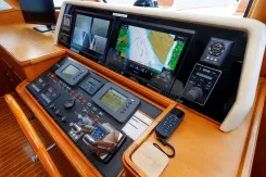Купить яхту FeuryUs - GRAND BANKS MARINE в Shestakov Yacht Sales