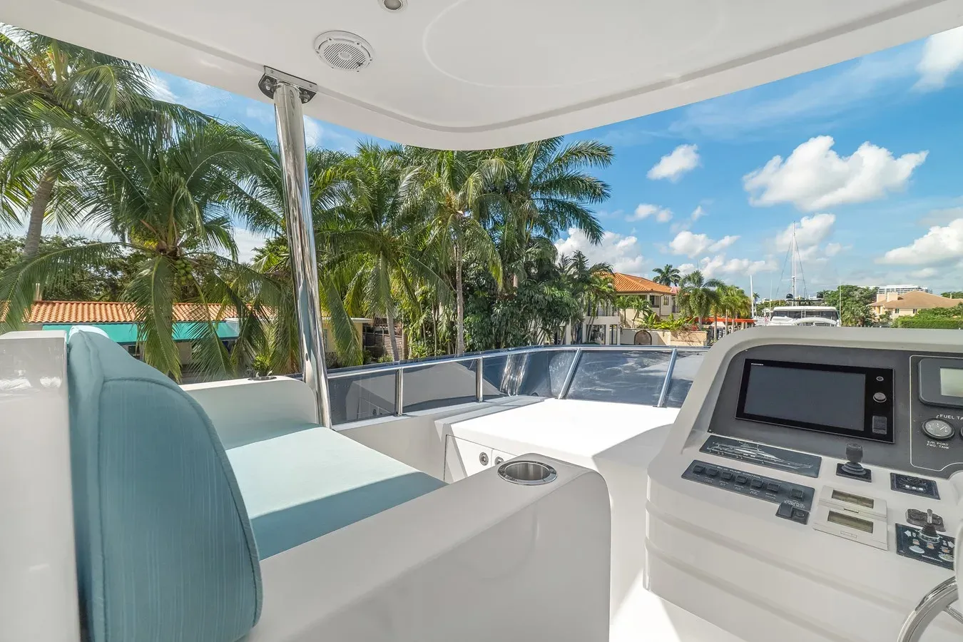 Buy a yacht QUIET SUN 2015