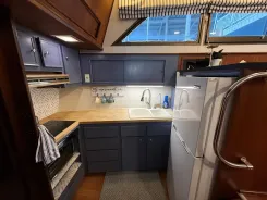 Buy a LANAI 1975 at Shestakov Yacht Sales