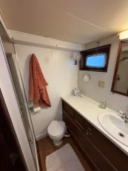 best yacht sales deals LANAI 43