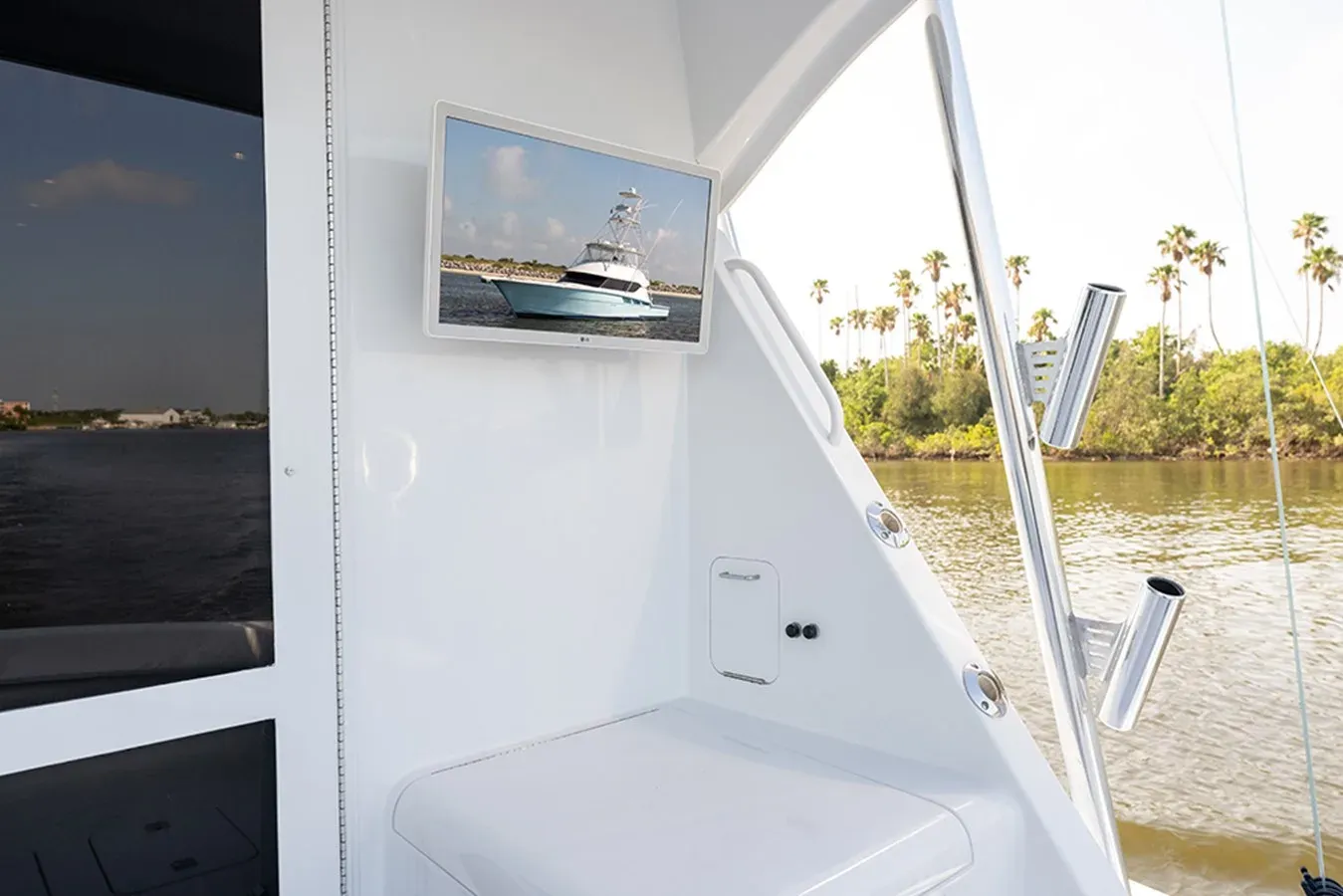 Buy a FRIENDSHIP 55 Convertible at Shestakov Yacht Sales