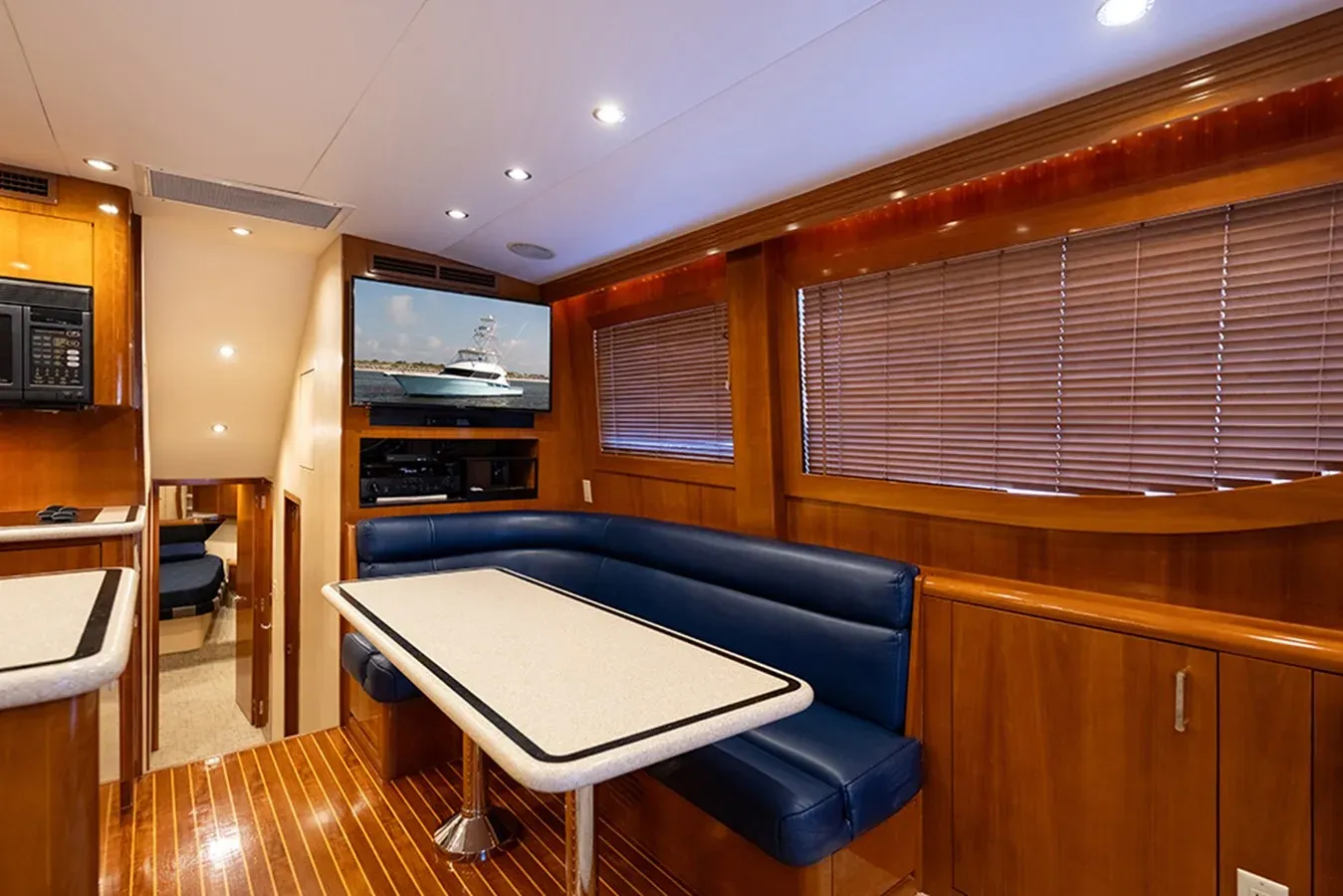 Buy a yacht FRIENDSHIP - Hatteras