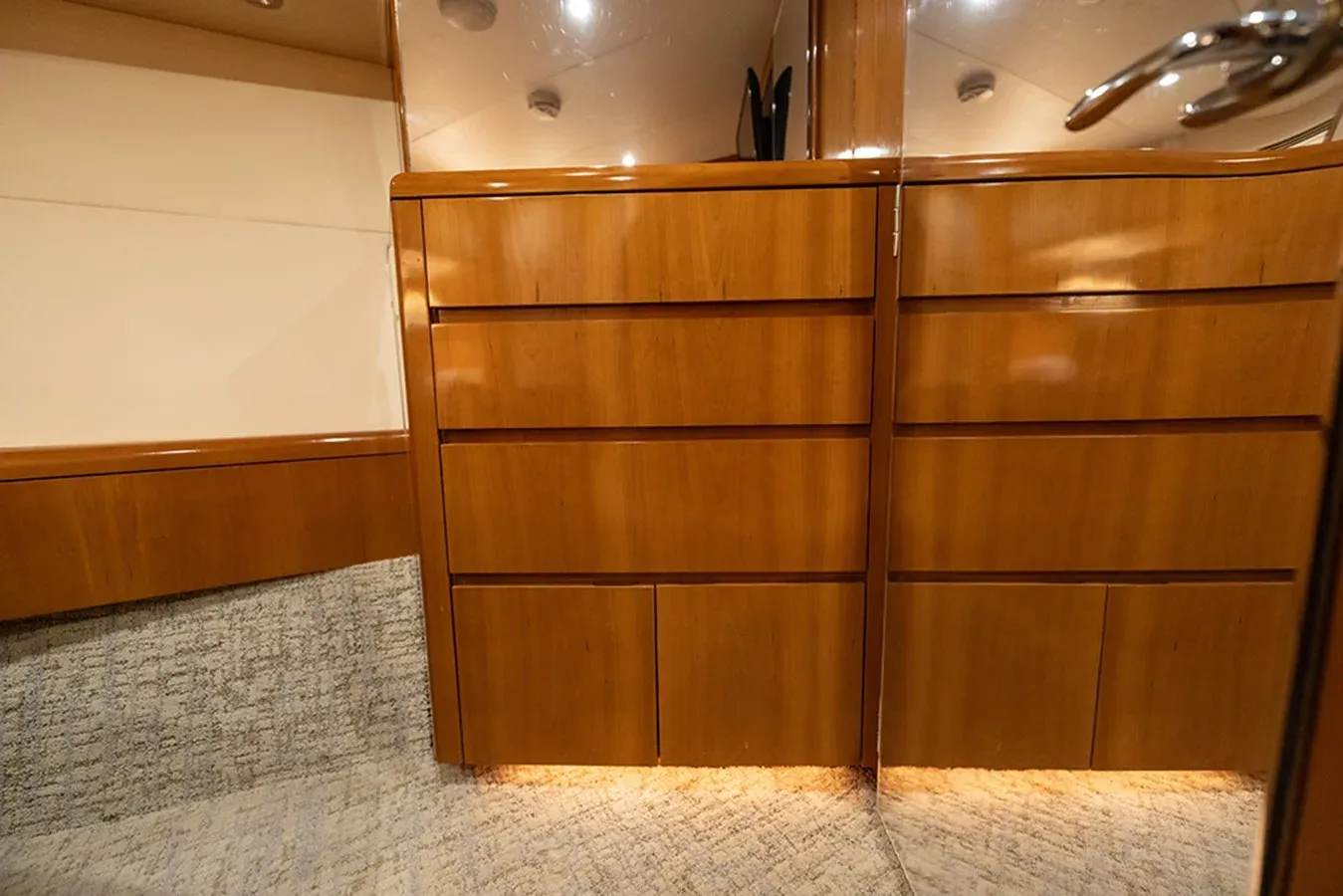 Buy a yacht FRIENDSHIP