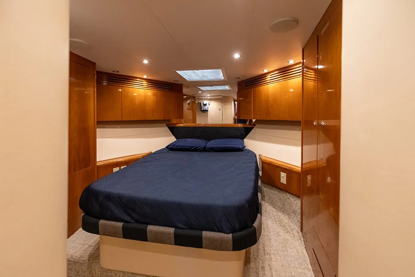 the best price on FRIENDSHIP - Hatteras