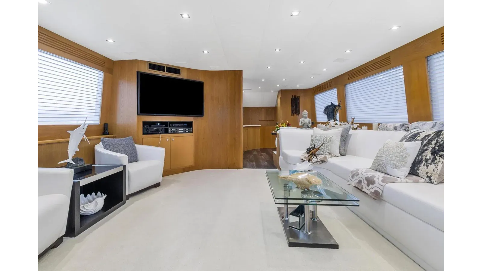 BELLISSIMA - Hatteras yacht sale