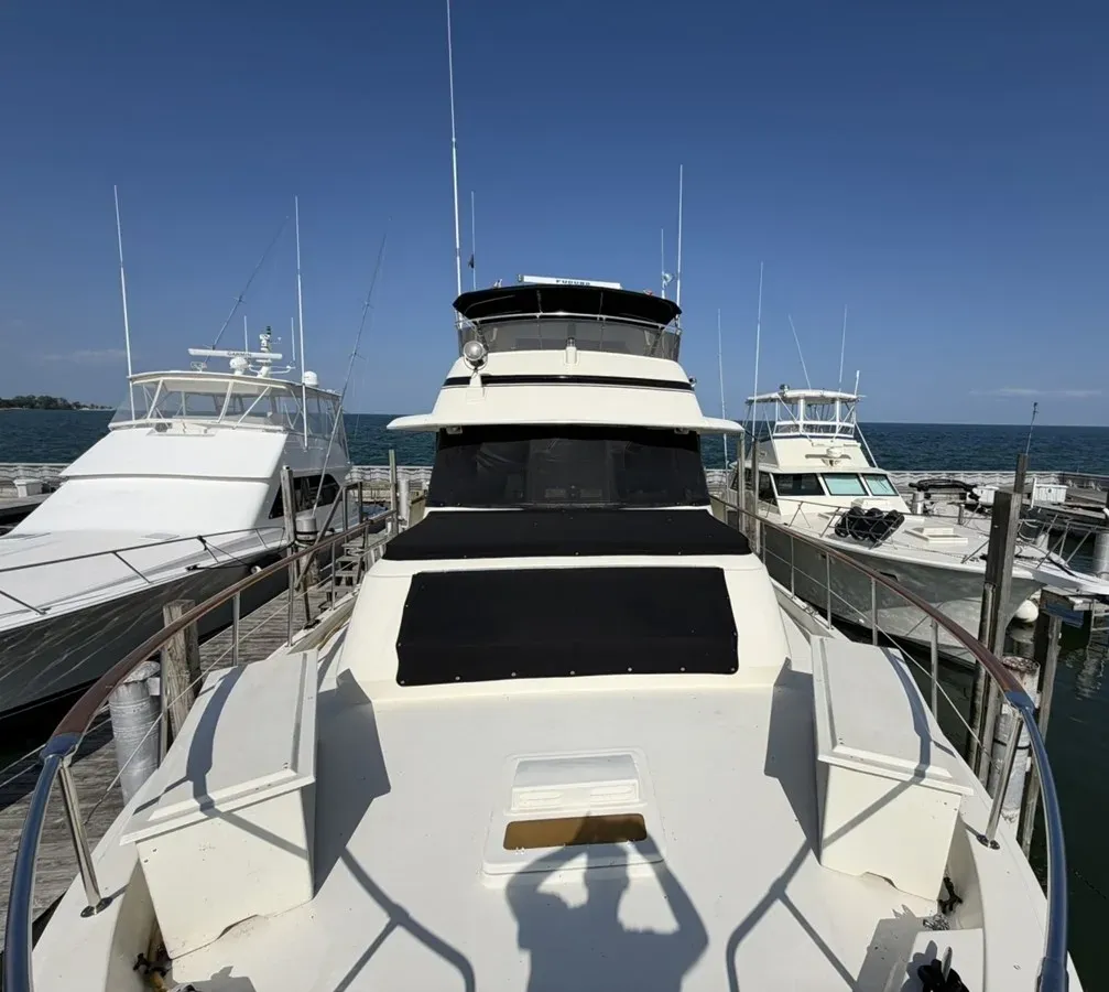 Resolute 63 yacht sale