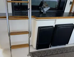Buy a Resolute - Hatteras at Shestakov Yacht Sales