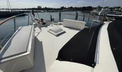 Resolute - Hatteras yacht sale