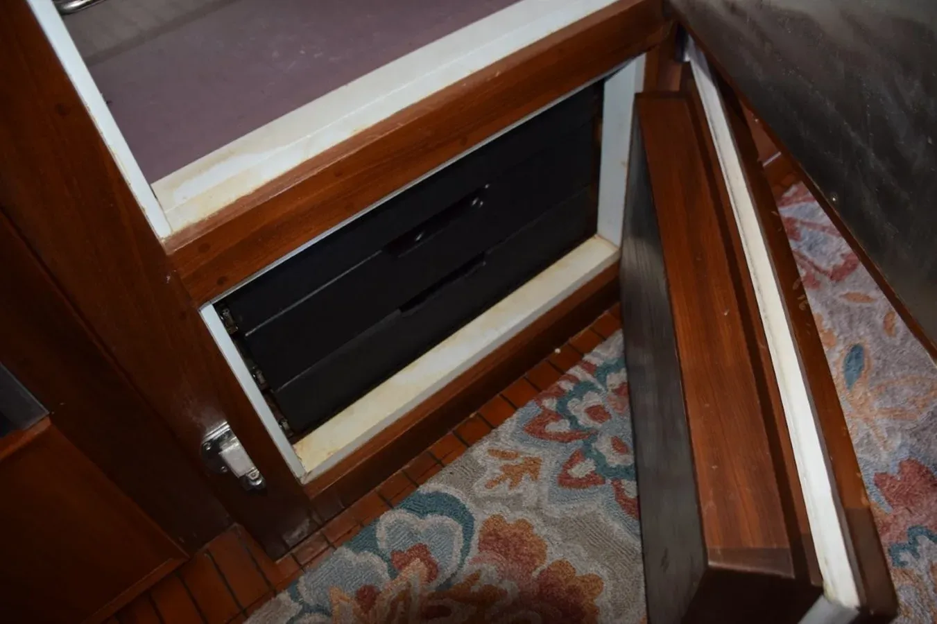 QA3 yacht sale