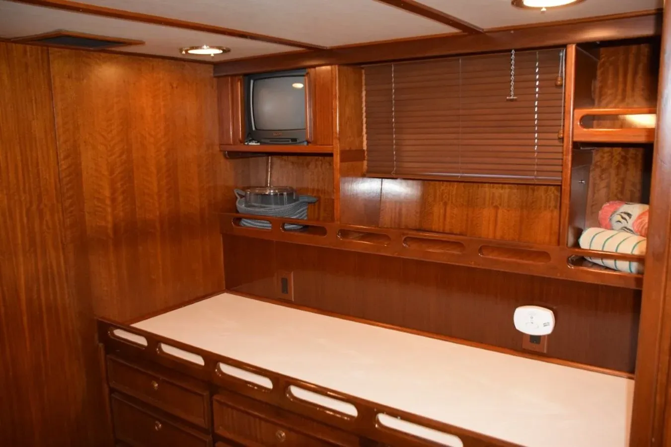 QA3 - Hatteras yacht sale