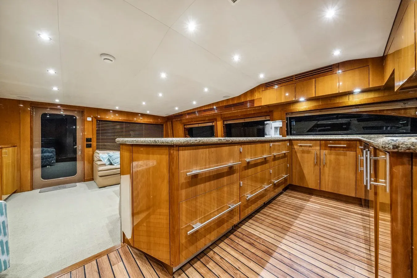 Купить яхту REEL TEXAN (Copy) в Shestakov Yacht Sales