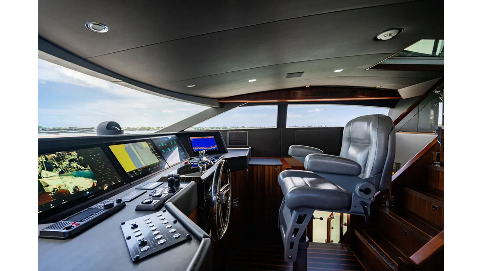 Лучшая цена на TRU LUV Raised Pilothouse