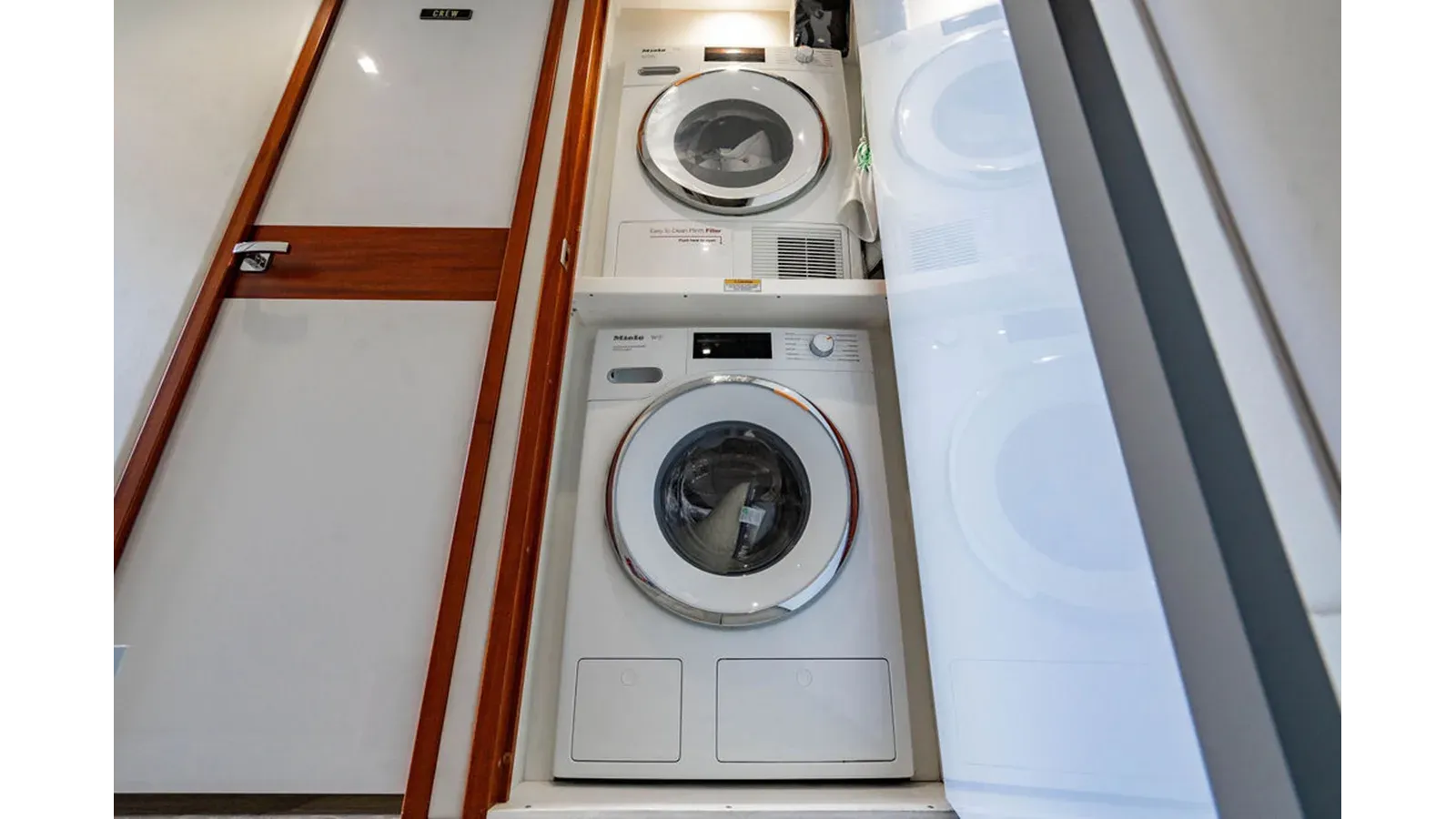 Купить яхту TRU LUV в Shestakov Yacht Sales
