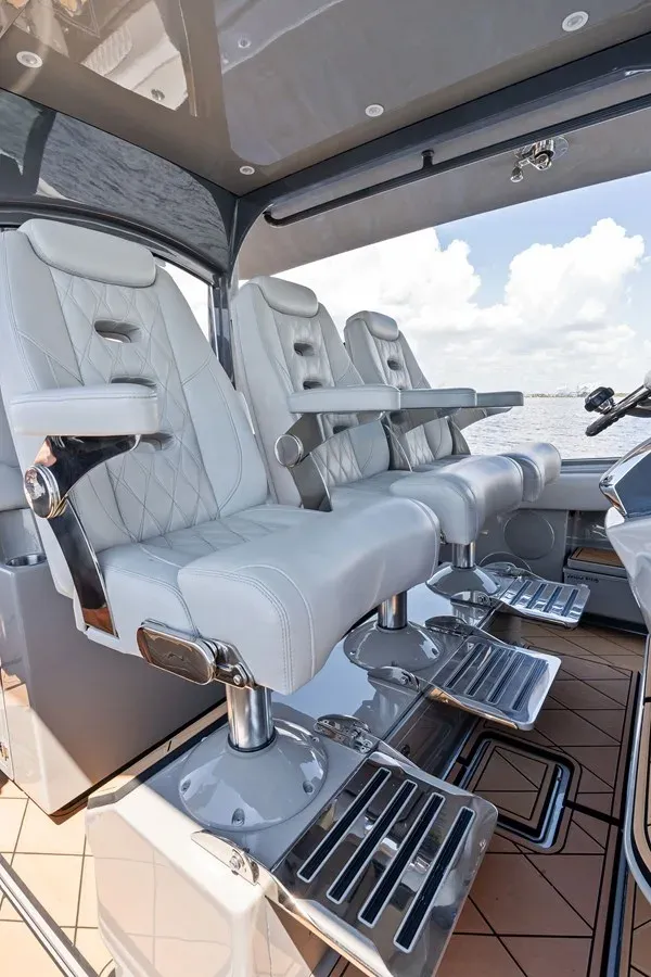 best yacht sales deals FIFTY SHADES OF GRAYDON - HCB