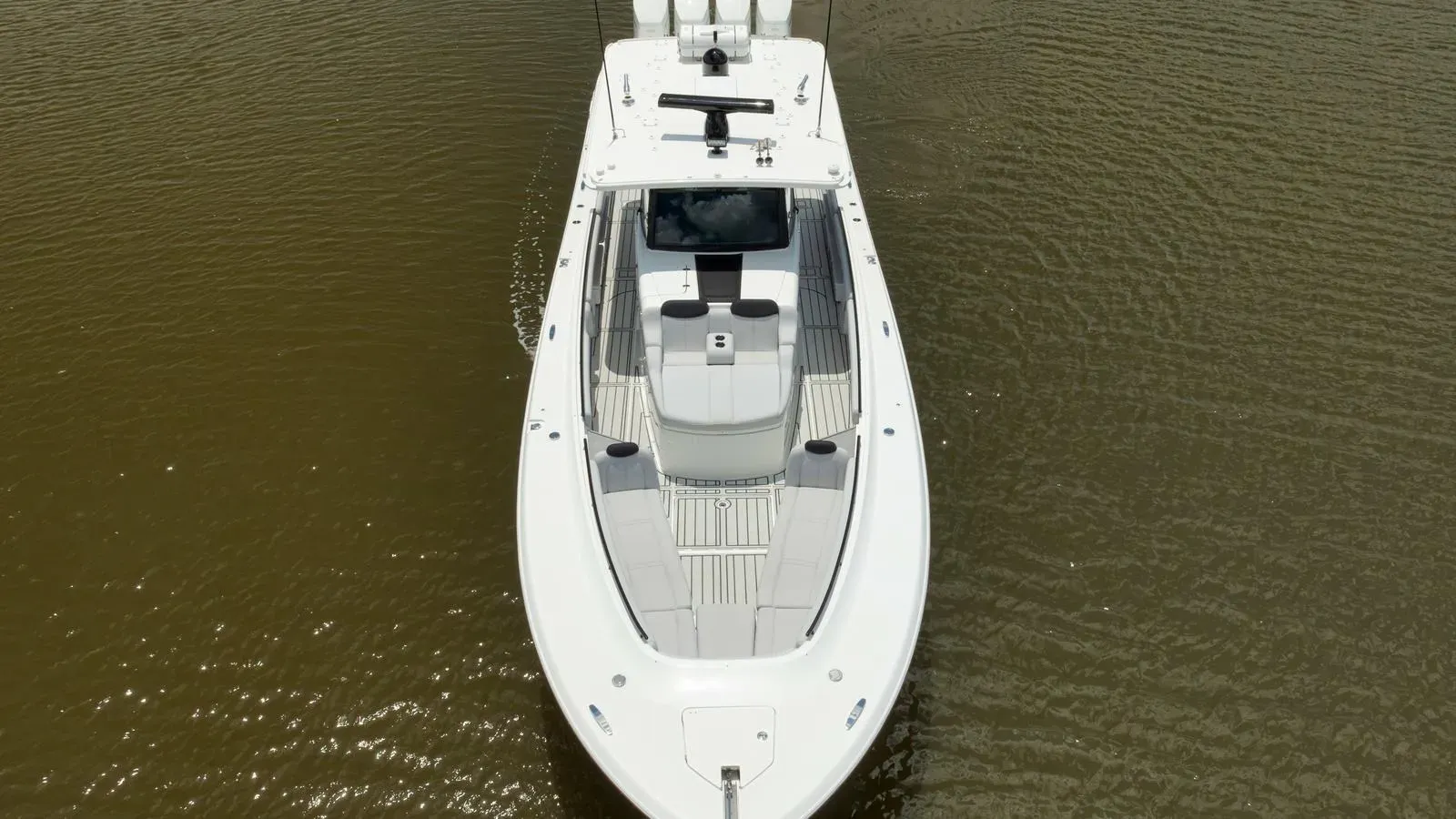 TRAVELLER - HCB yacht sale