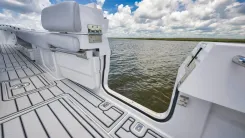 Buy a yacht TRAVELLER - HCB
