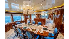 Buy a yacht LADY LUCY 2001