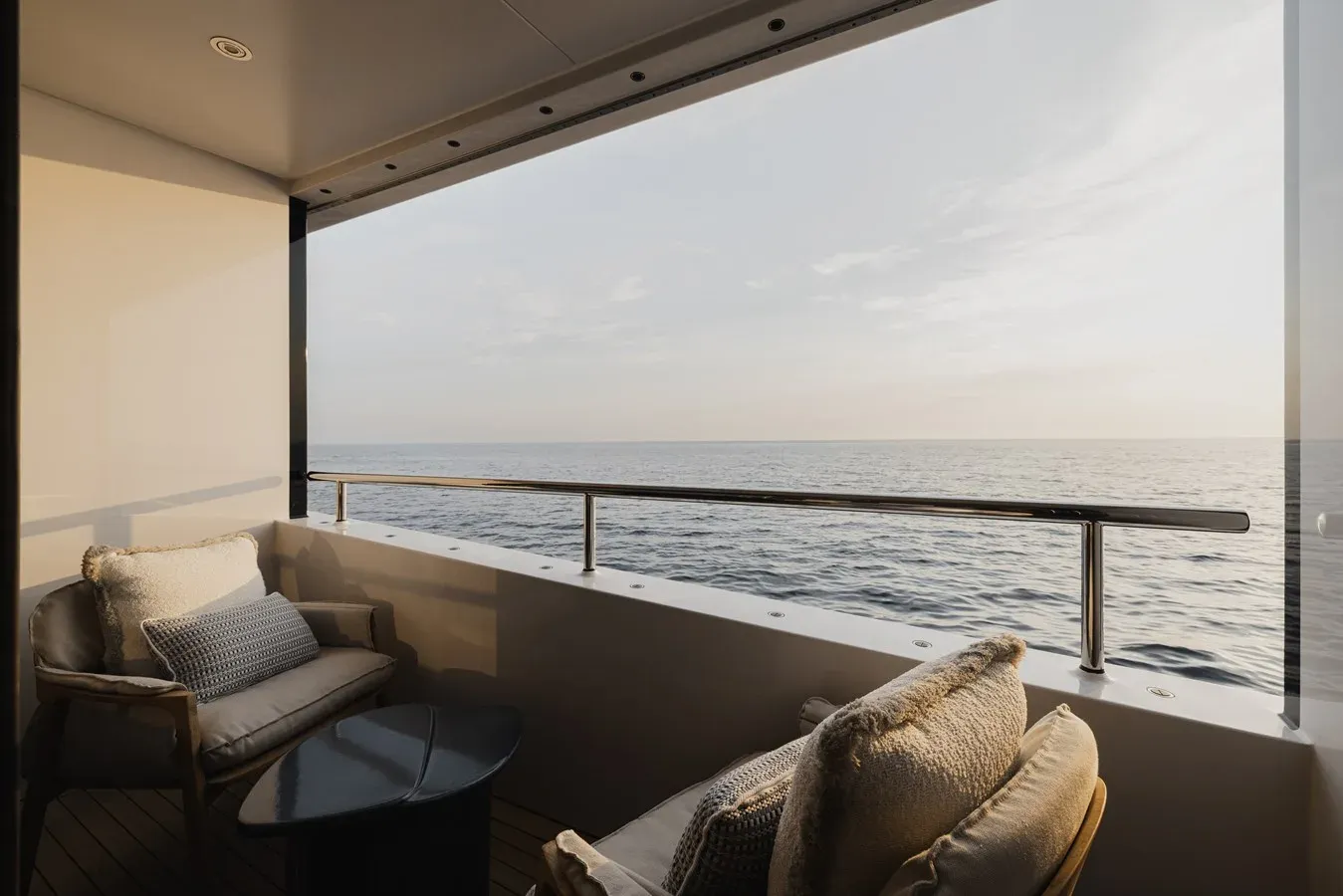 the best price on SERENA - Heesen Yachts
