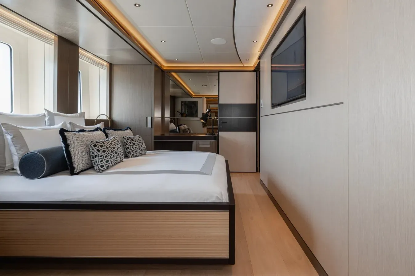Buy a yacht SERENA
