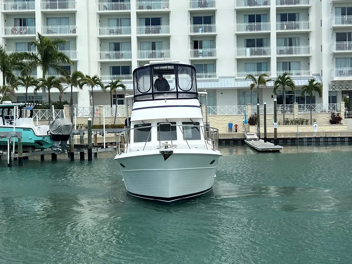 Buy a Great Looper 36 at Shestakov Yacht Sales