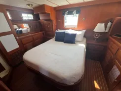 Buy a yacht Great Looper 2007