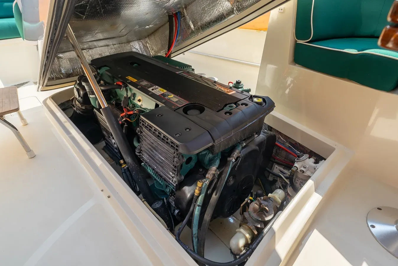 best yacht sales deals RAVEN 36 EP