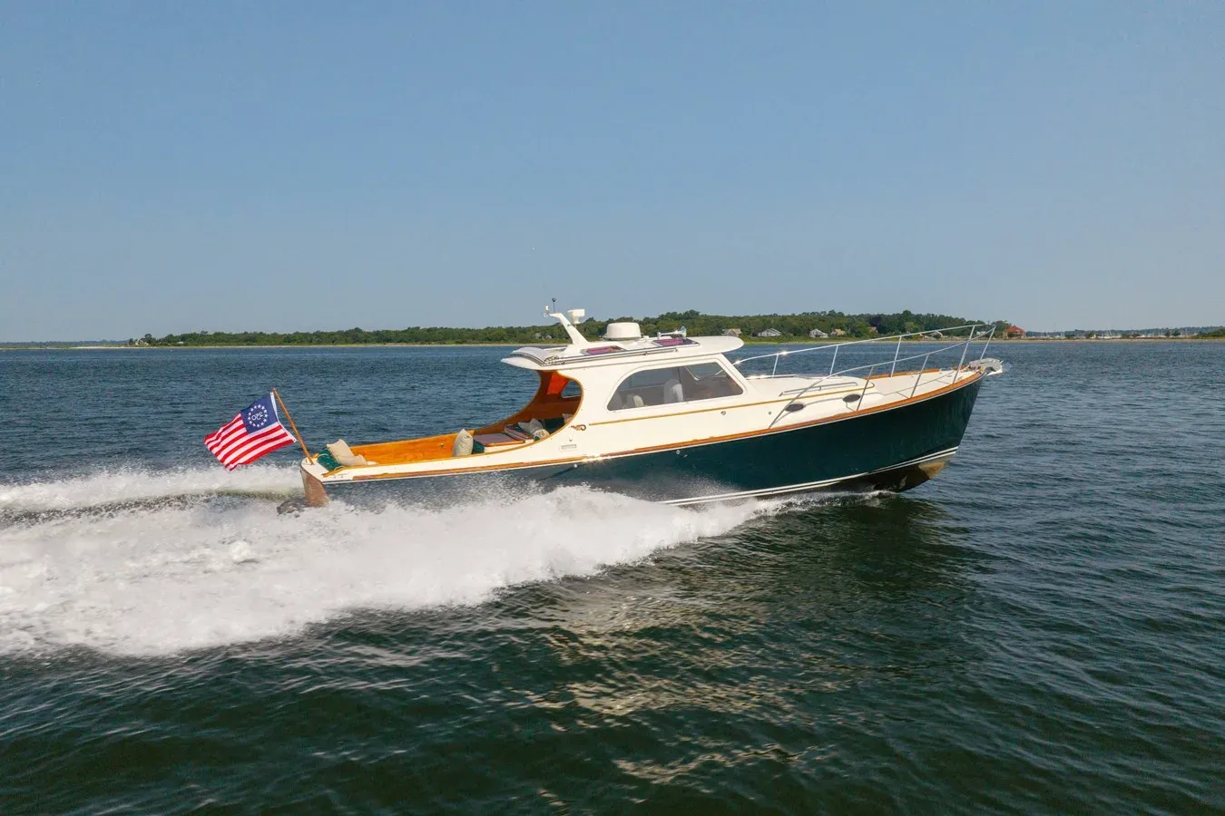Buy a yacht RAVEN