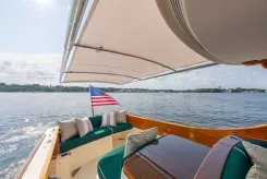 Buy a yacht RAVEN - Hinckley