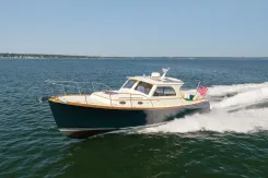 Buy a RAVEN 36 at Shestakov Yacht Sales