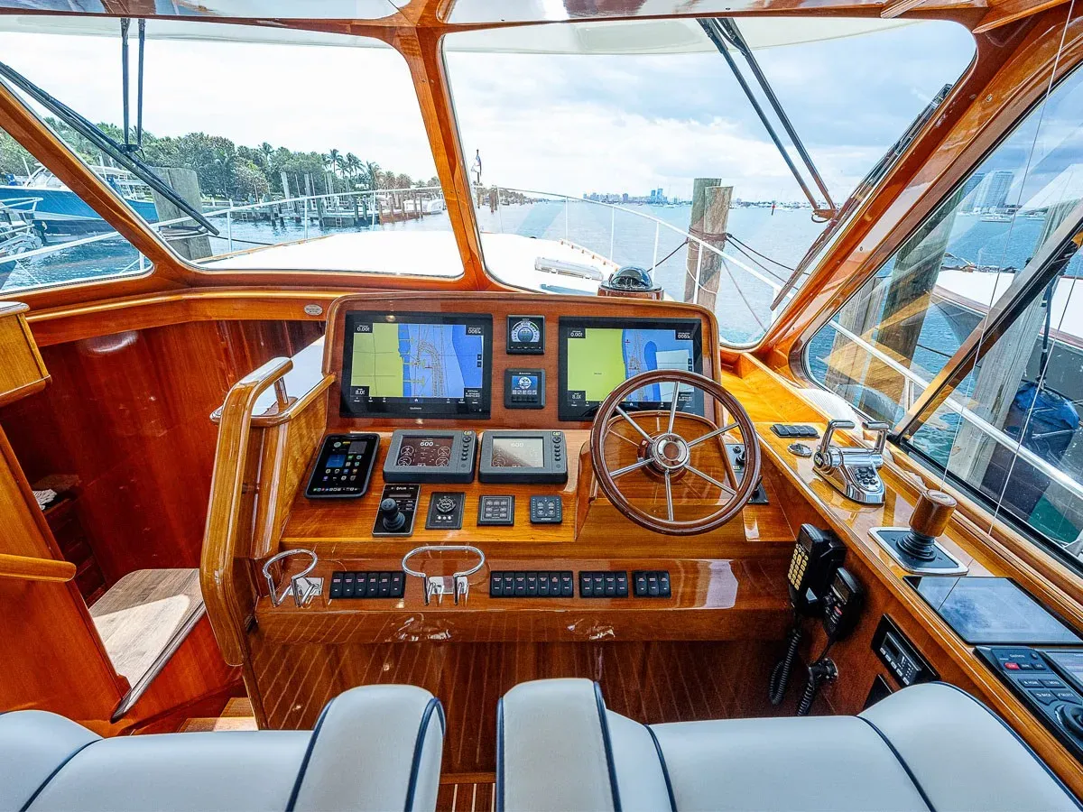 Buy a yacht MEL BELLE Talaria 55 MKII