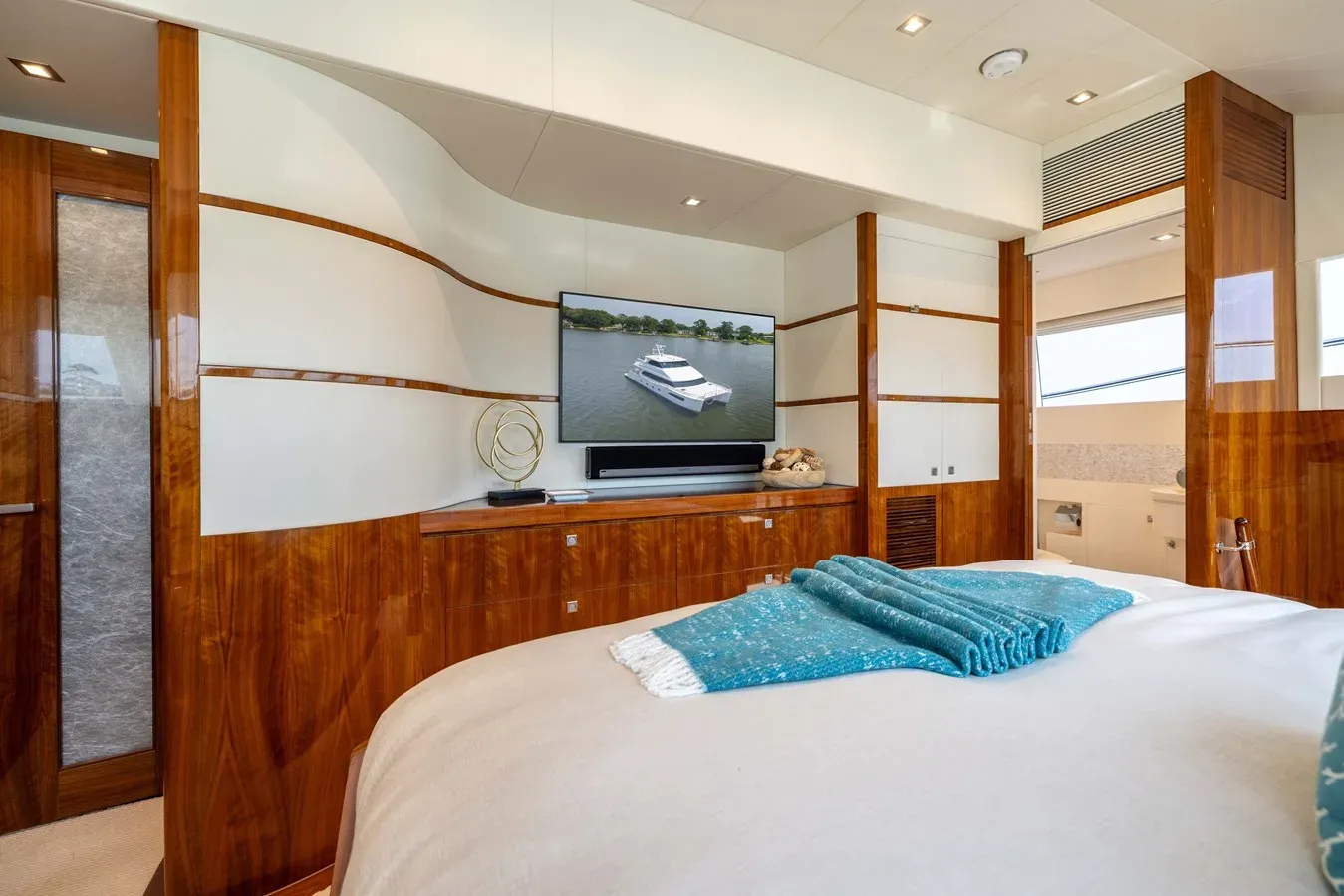 Buy a LORAX at Shestakov Yacht Sales