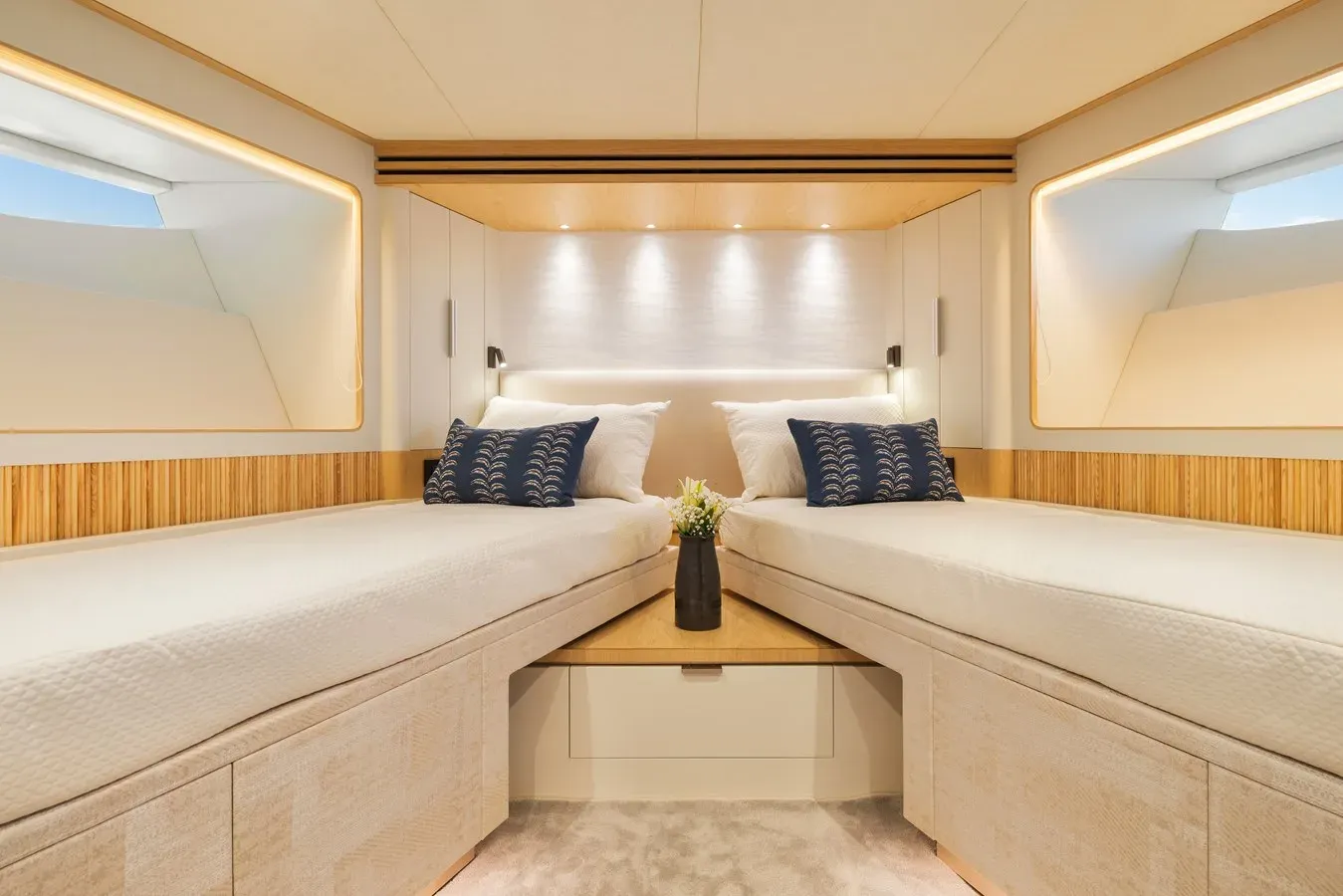 Лучшая цена на Horizon FD80-619 - Horizon Yachts