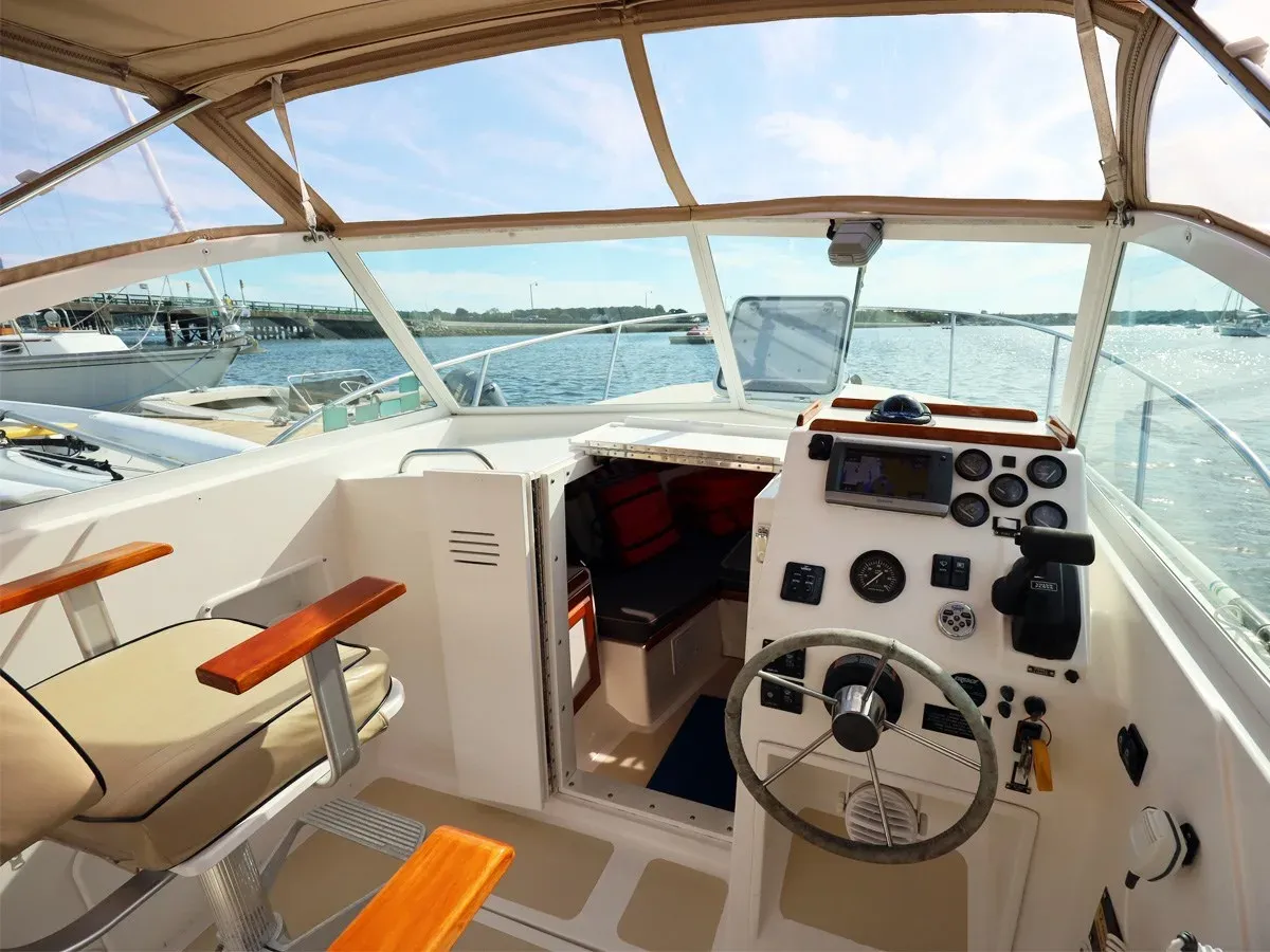 best yacht sales deals THE ENDLESS SUMMER 25