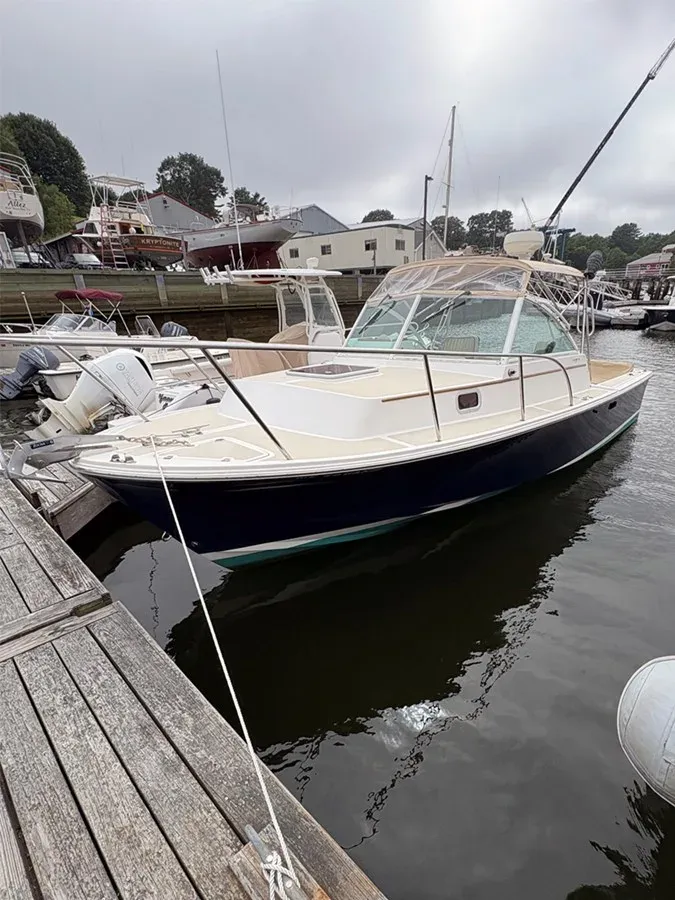 WAHINE - HUNT YACHTS