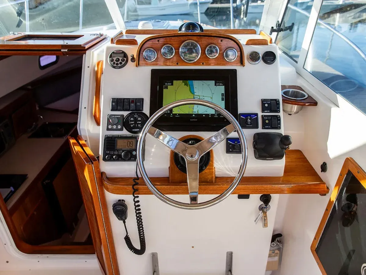 Купить яхту BATTENDOWN 2007 в Shestakov Yacht Sales