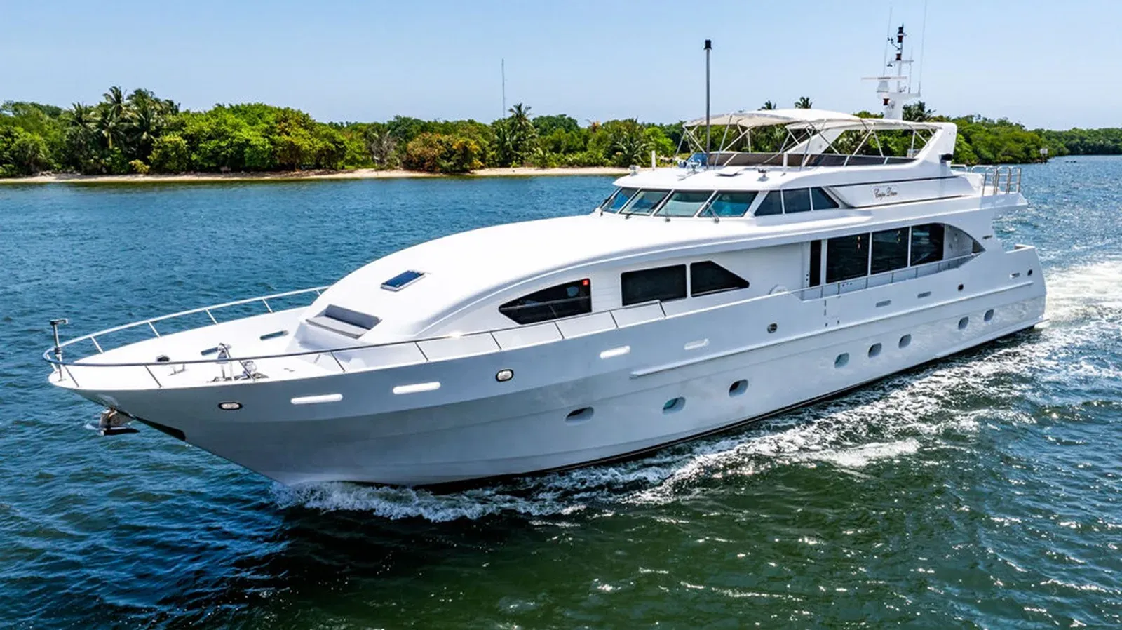 Buy a CARPE DIEM 95 at Shestakov Yacht Sales