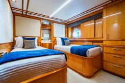 Buy a yacht CARPE DIEM 95