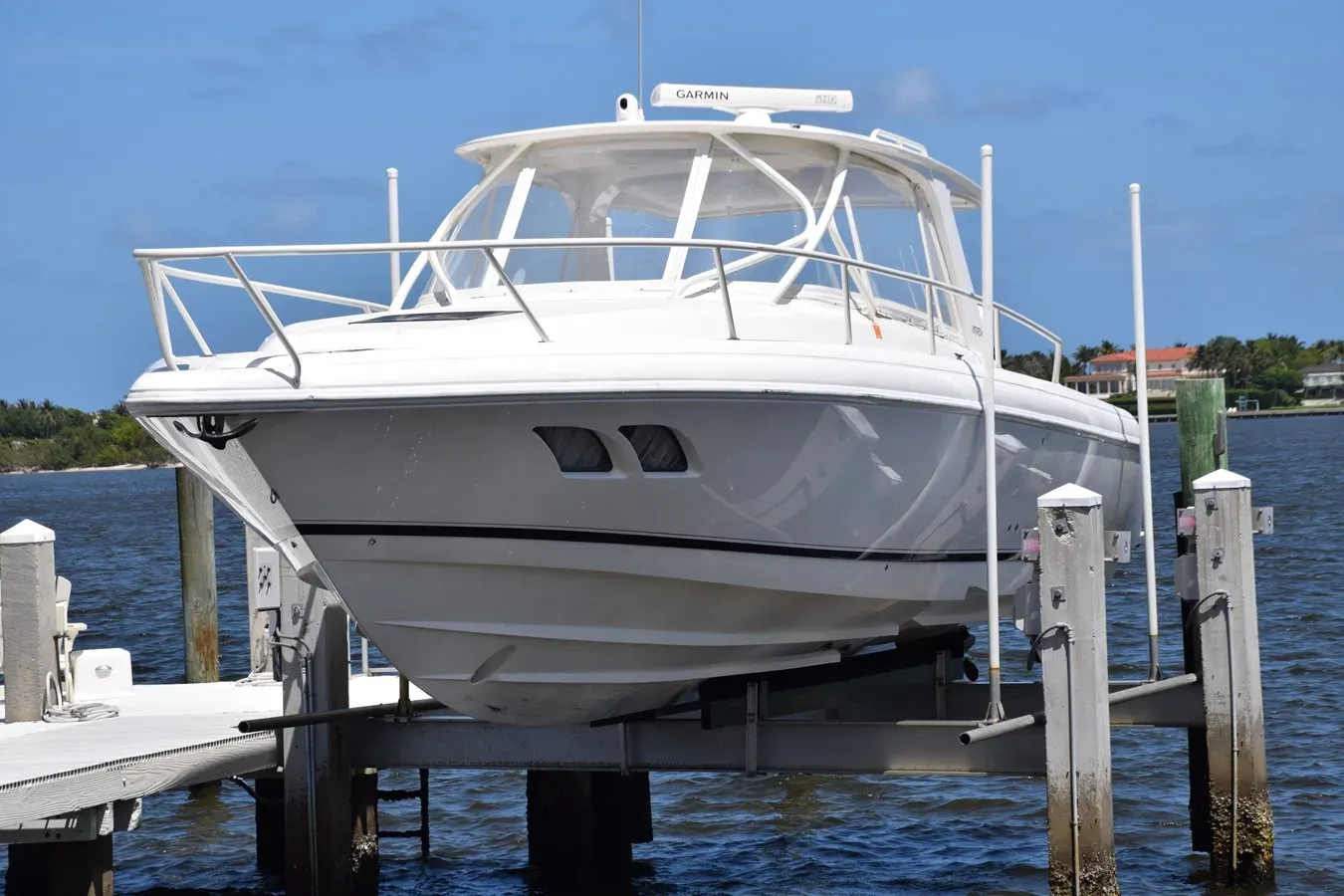 Buy a yacht ISLA REINA 2010