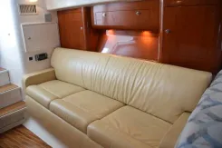 the best price on ISLA REINA 2010