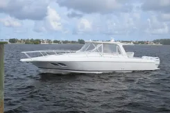 ISLA REINA 390 Sport Yacht price