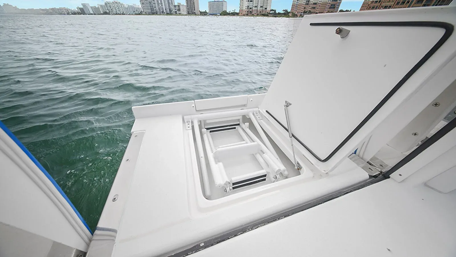 best yacht sales deals SPONTANEOUS 42