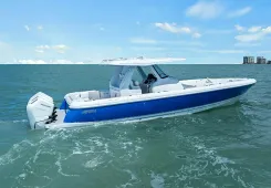 Buy a yacht SPONTANEOUS 42