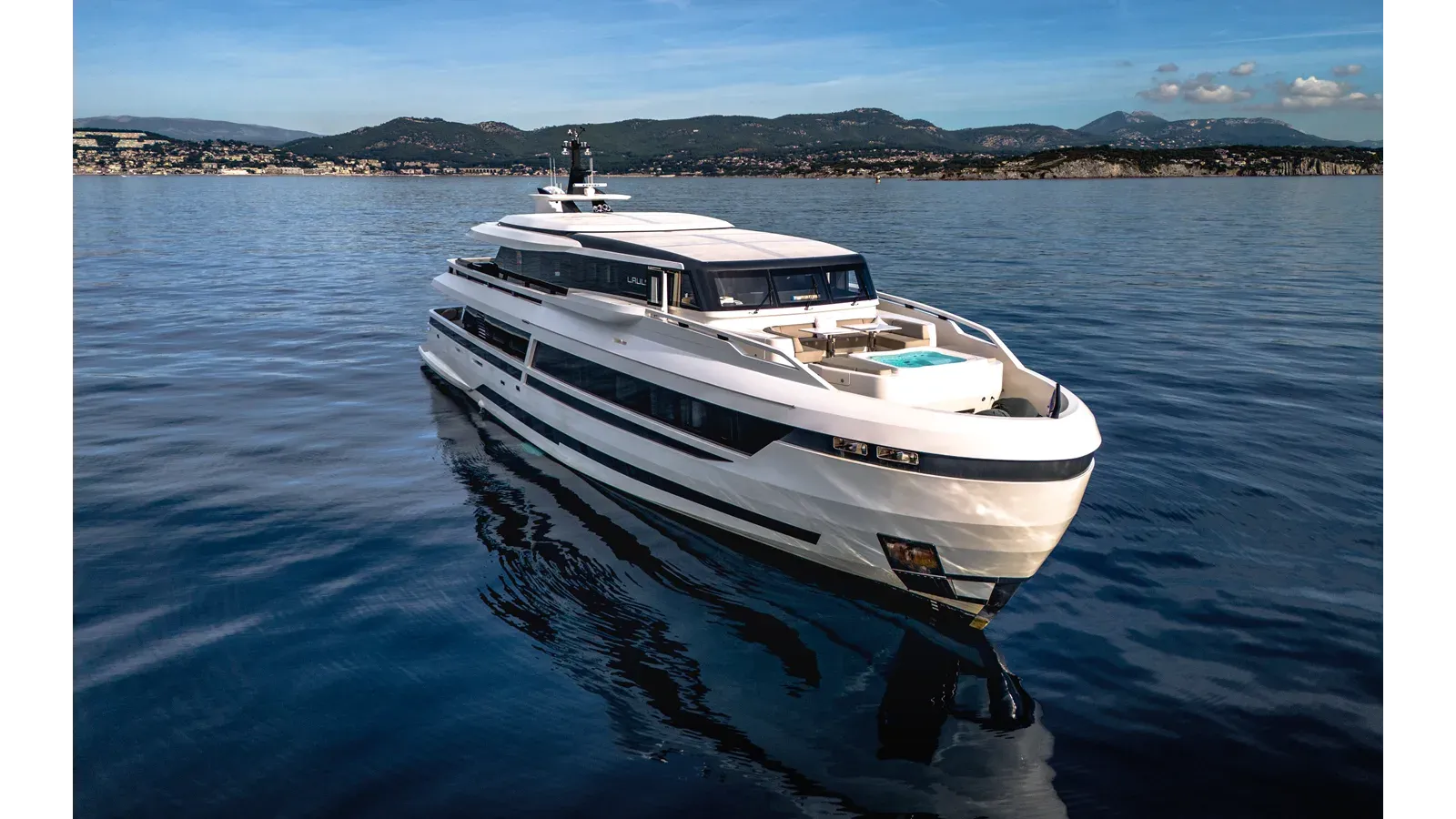 L.A.U.L 2019 yacht sale