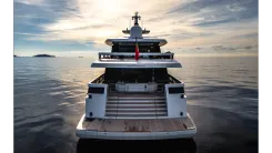 Buy a yacht L.A.U.L