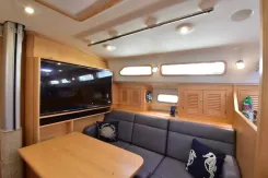 the best price on Journey 439