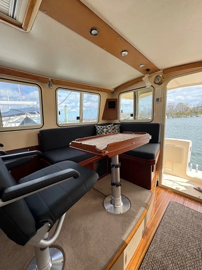 Buy a yacht Second Wind